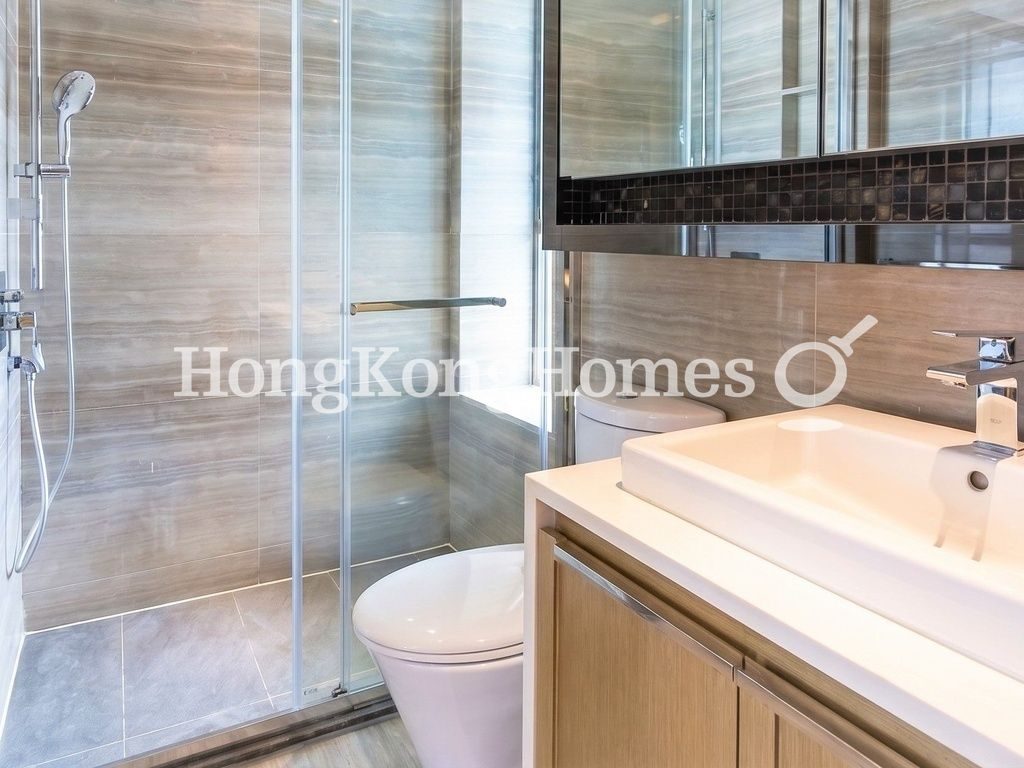 Guest Bathroom — 高士台 - 第2座，西半山