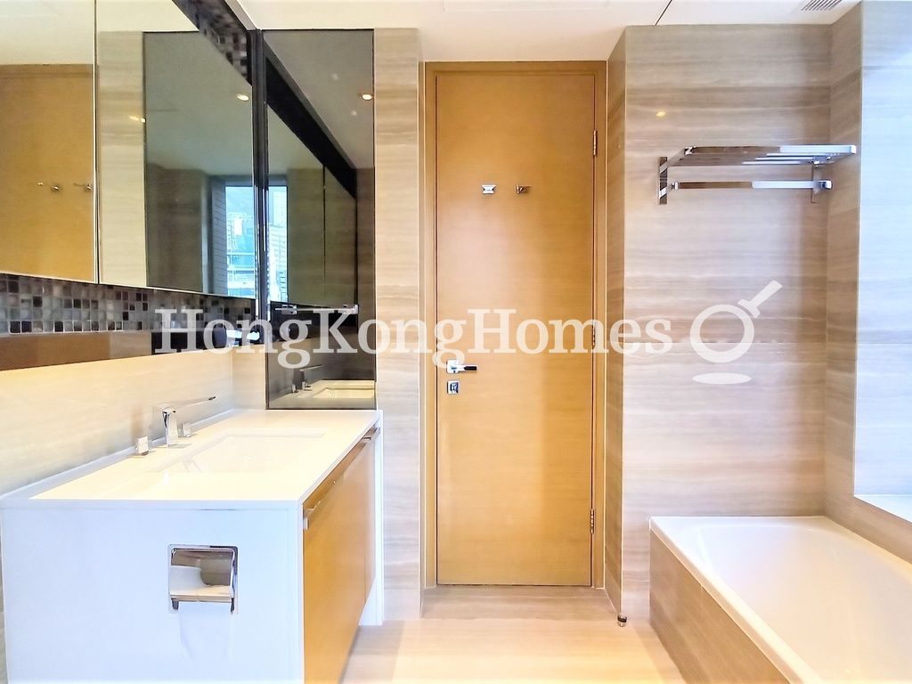 Master Bathroom — 高士台 - 第2座，西半山