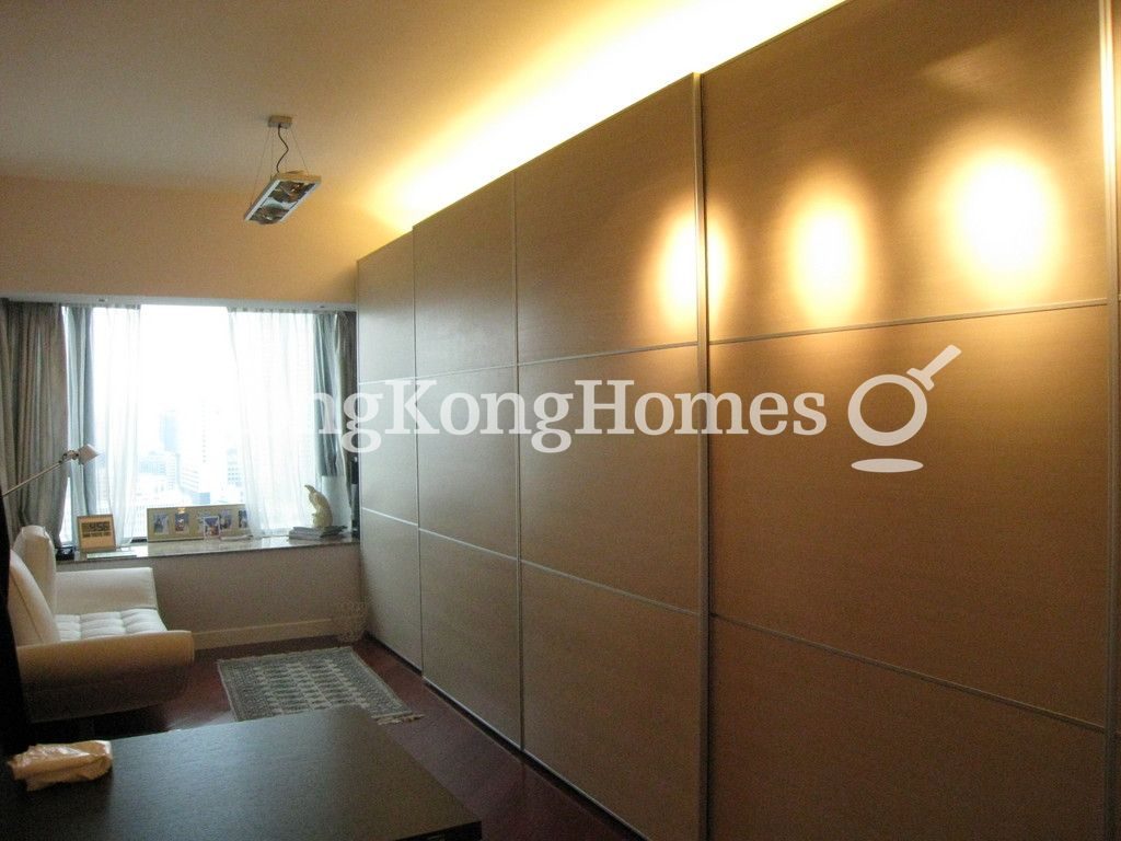 Living and Dining Room — The Arch - Block 2 (Star Tower), Tsim Sha Tsui