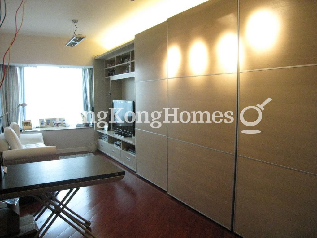 Living and Dining Room — The Arch - Block 2 (Star Tower), Tsim Sha Tsui