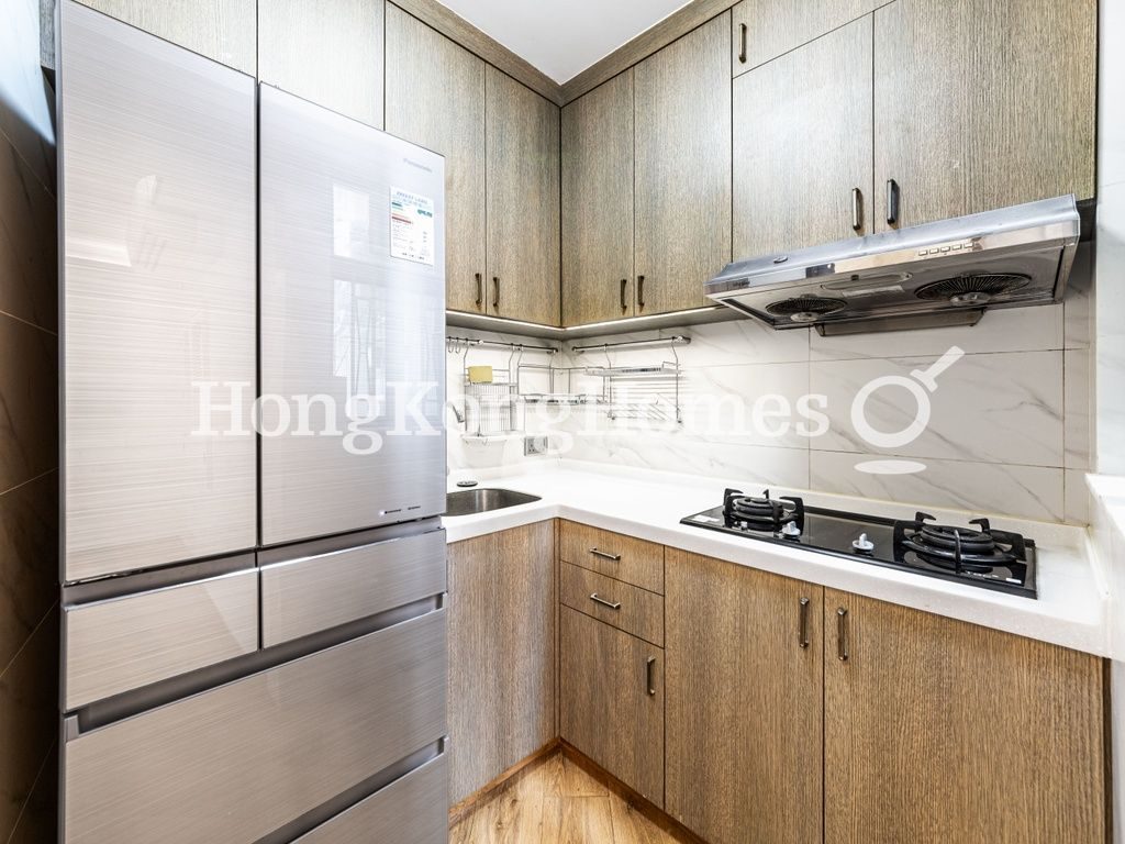 Kitchen — Goldwin Heights, Mid-levels West