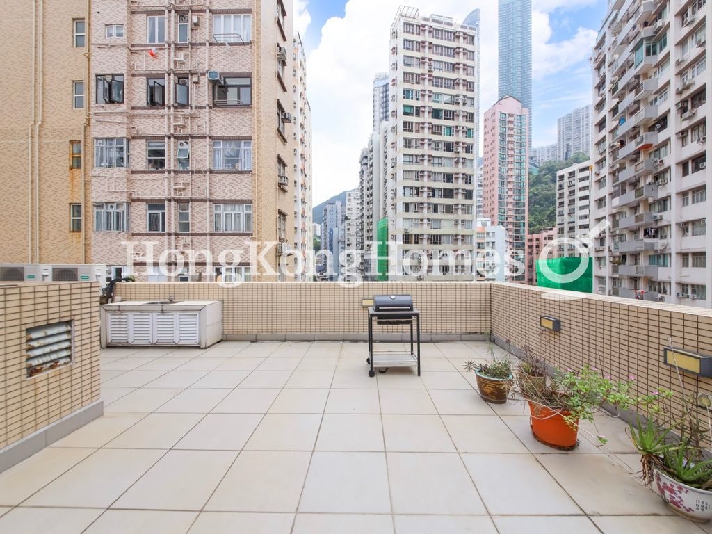 Private Roof Terrace — Igloo Residence, Happy Valley