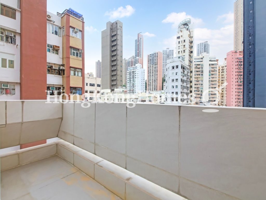 Balcony off Master Bedroom — Igloo Residence, Happy Valley