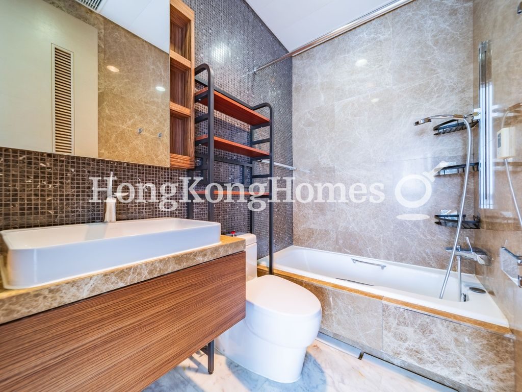 Master Bathroom — Harbour One, Western / Kennedy Town