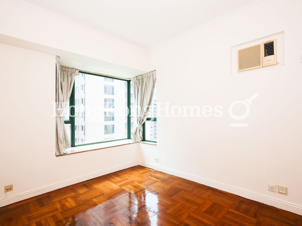 Master Bedroom — Hillsborough Court - Block 02, Mid-levels Central