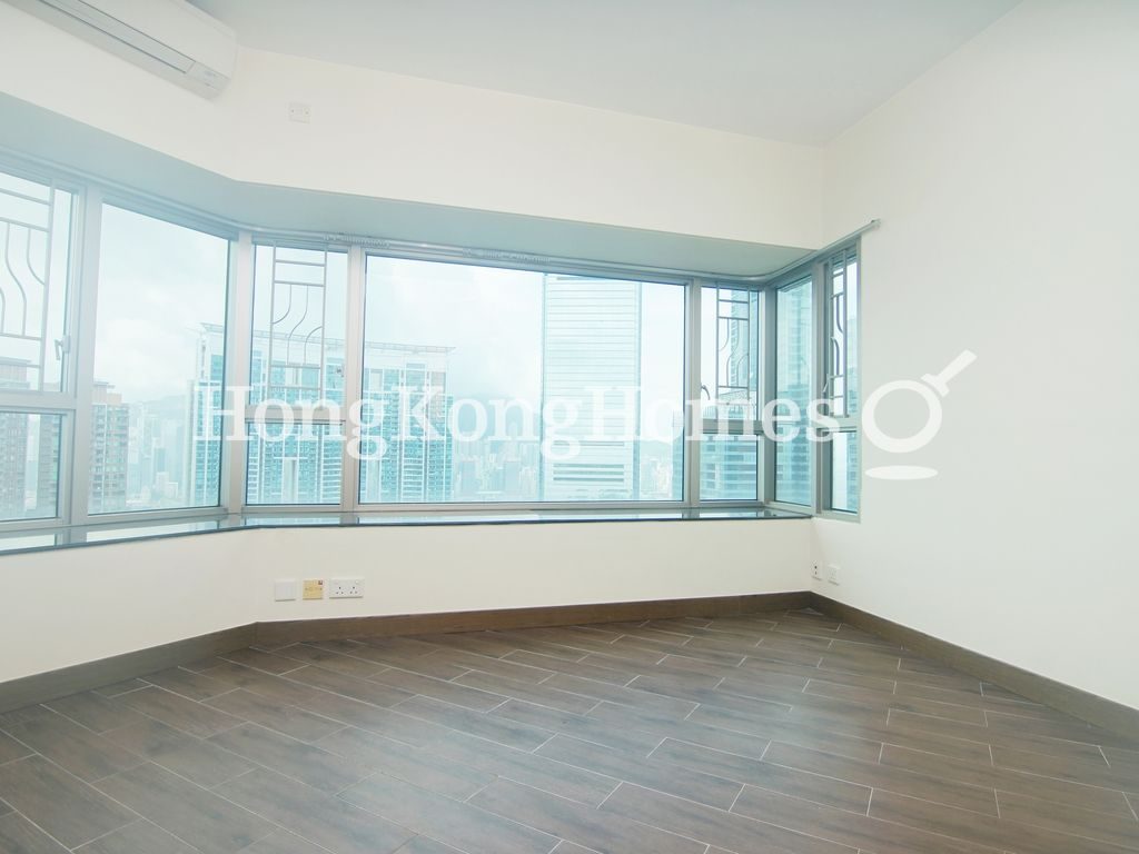Master Bedroom — Sorrento Tower - 3, Tsim Sha Tsui