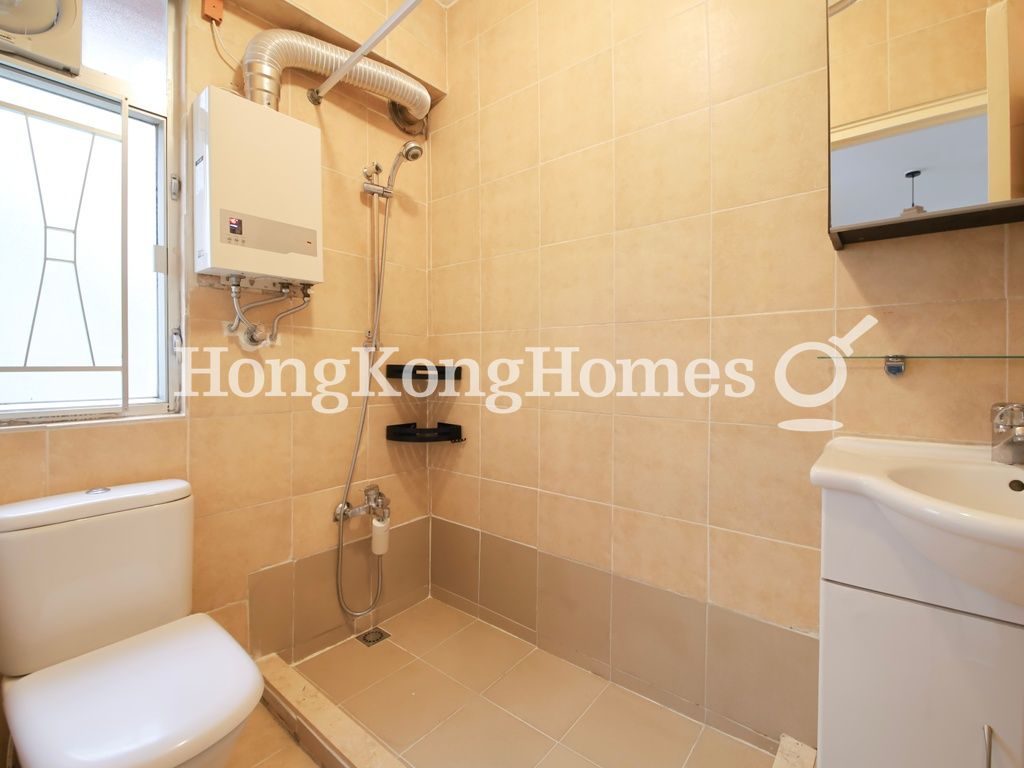 Master Bathroom — 東山別墅，東半山