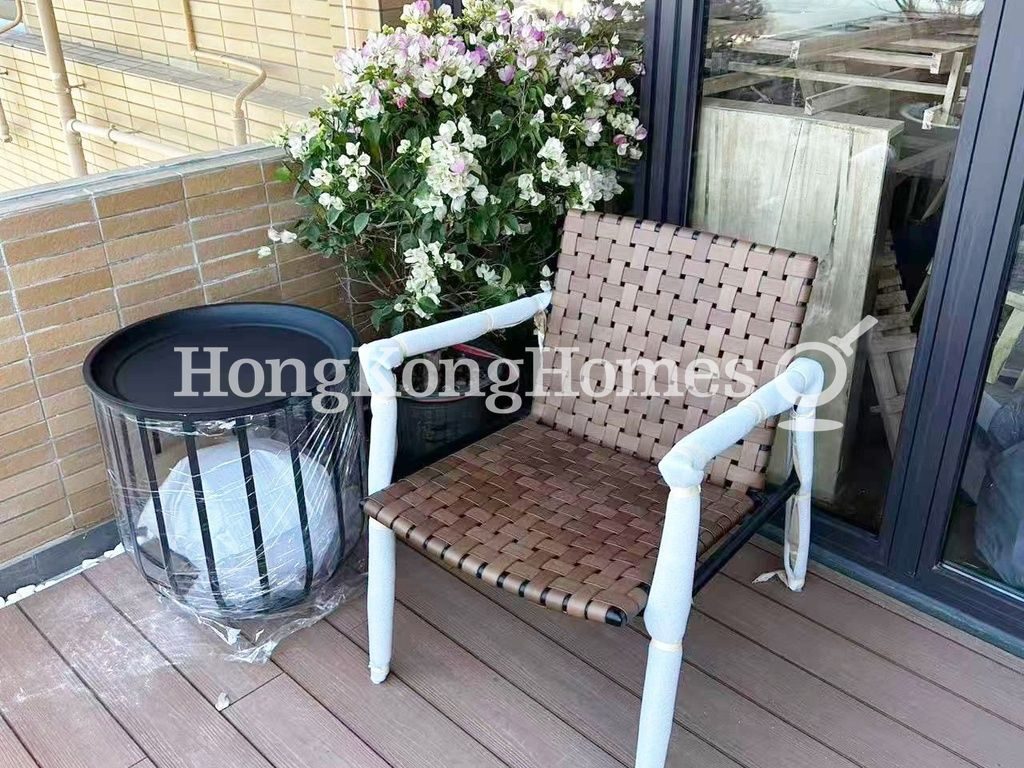 Private Terrace off Living and Dining Rm — Chi Fu Fa Yuen Blk H20 Fu Hing Yuen, Pokfulam