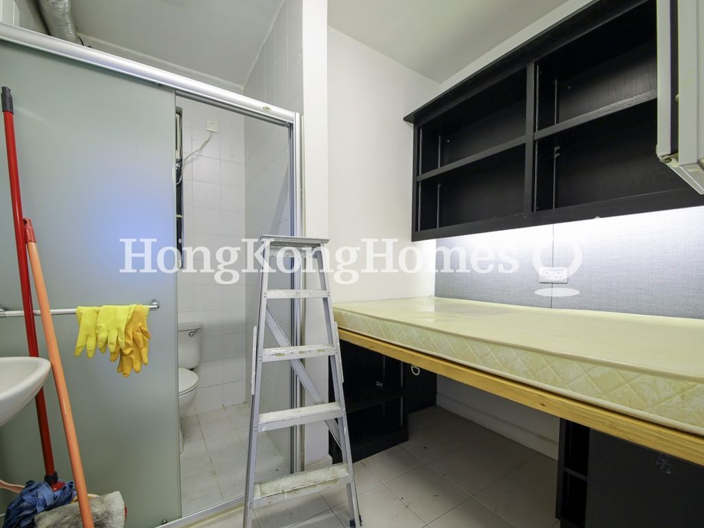 Maid's Room and Washroom — Regent Palisades - Block 04, Pokfulam
