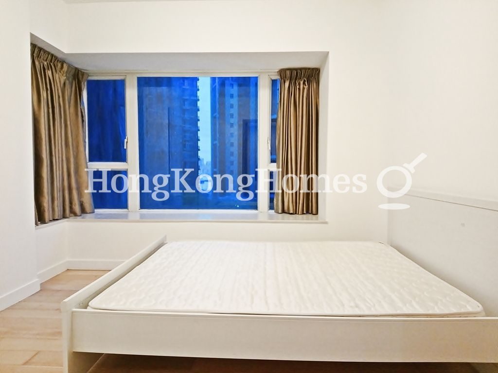 Master Bedroom — Island Lodge, North Point