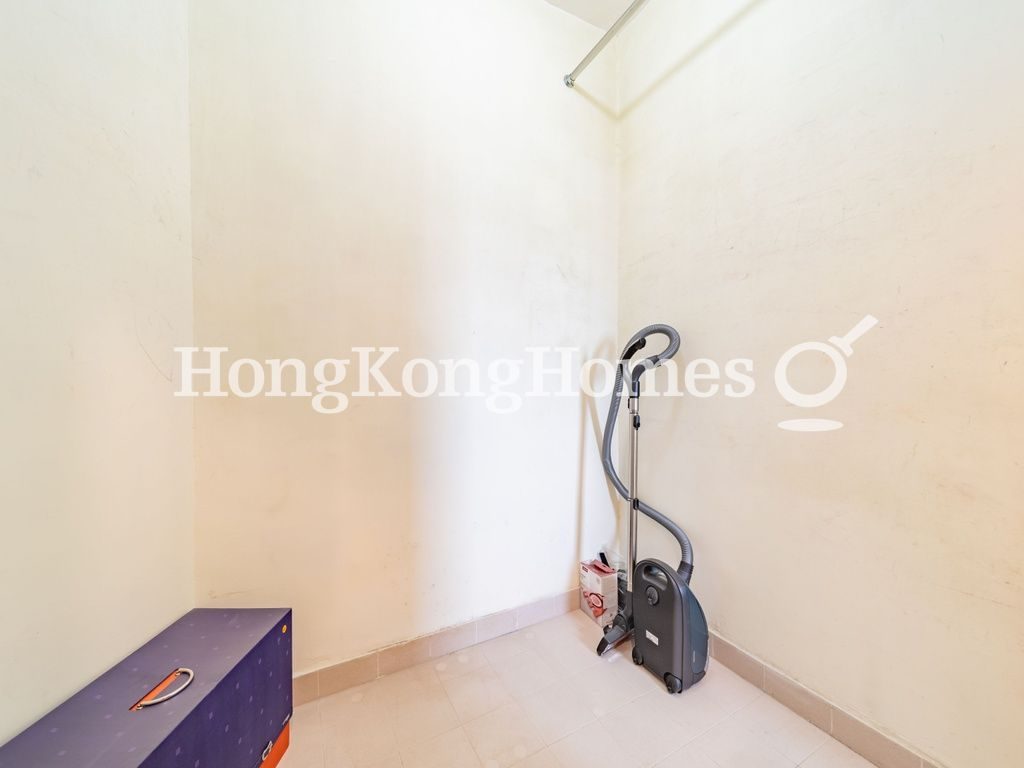 Maid's Quarters — 豪廷峰 - 第01座，北角半山