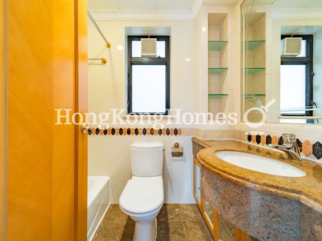 Master Bathroom — 豪廷峰 - 第01座，北角半山
