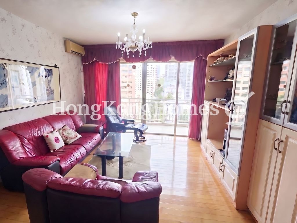 Living Room — Woodland Gardens - Block C-D, Mid-levels West