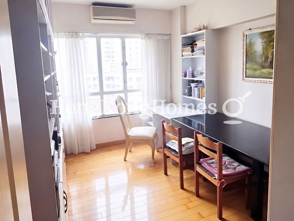 Second Bedroom — Woodland Gardens - Block C-D, Mid-levels West