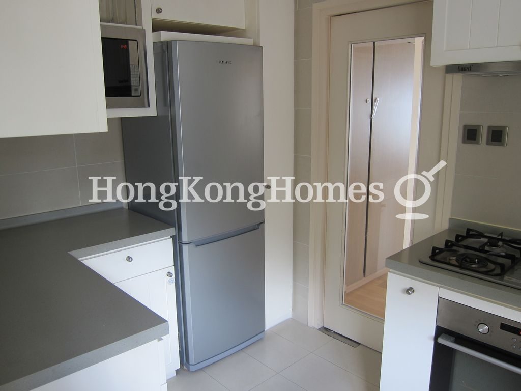 Kitchen — Lyttelton Garden - Block 02, Mid-levels West