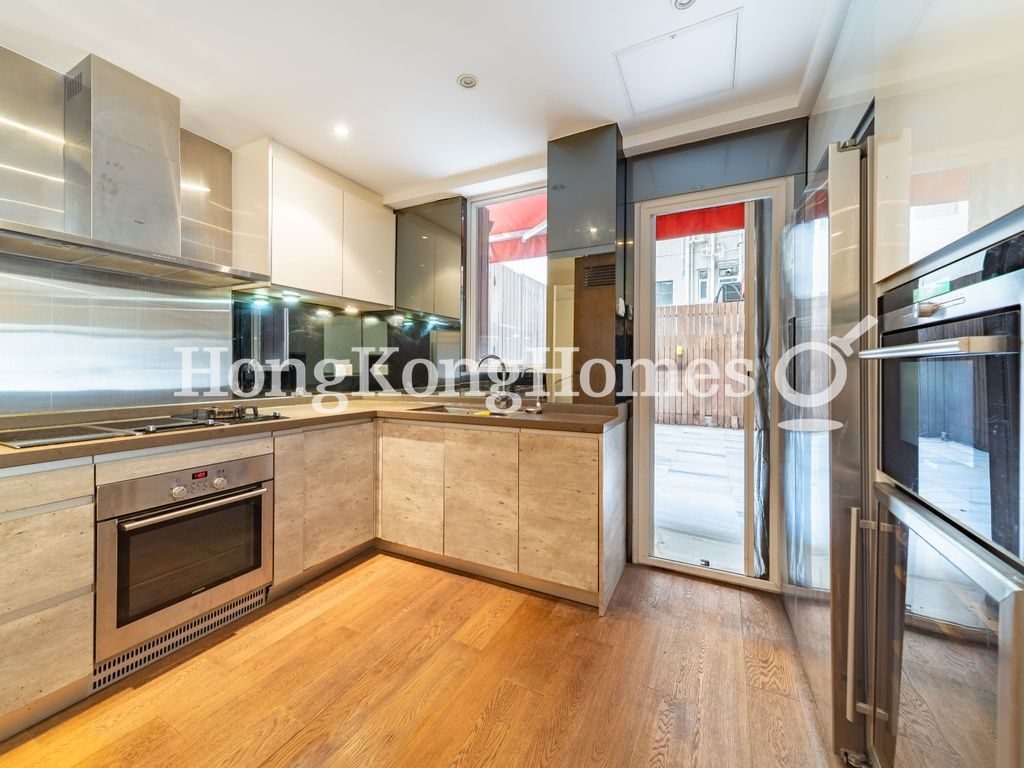 Kitchen — Skyline Mansion - Block 01, Mid-levels West