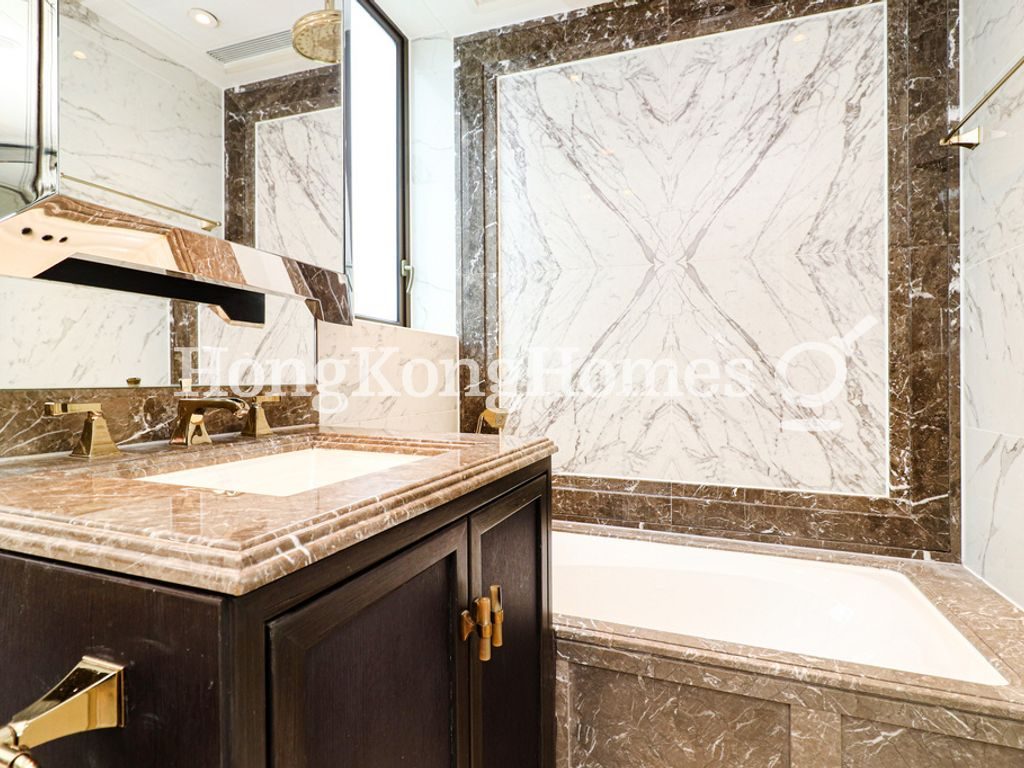 Guest Bathroom — Castle One, Mid-levels West