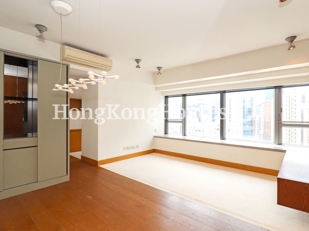 Living and Dining Room — CentrePoint, Central