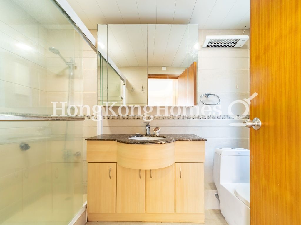 Master Bathroom — Fine Mansion, Happy Valley
