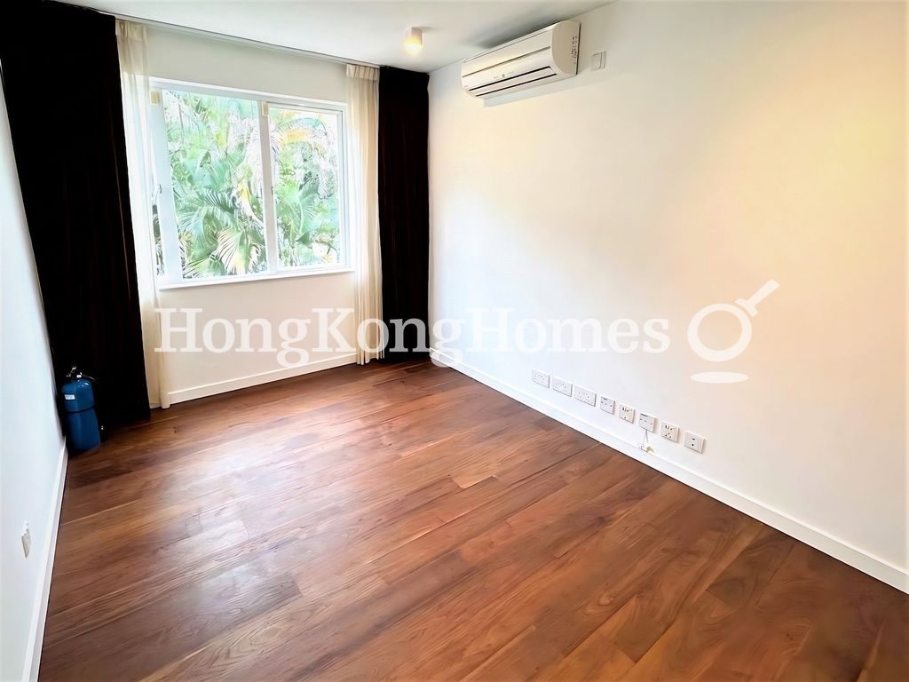 Third Bedroom — Ham Tin Kau Tsuen, Lantau