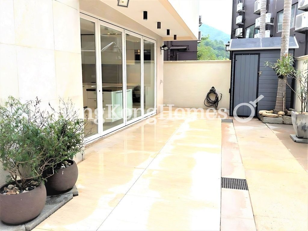 Back Terrace — Ham Tin Kau Tsuen, Lantau
