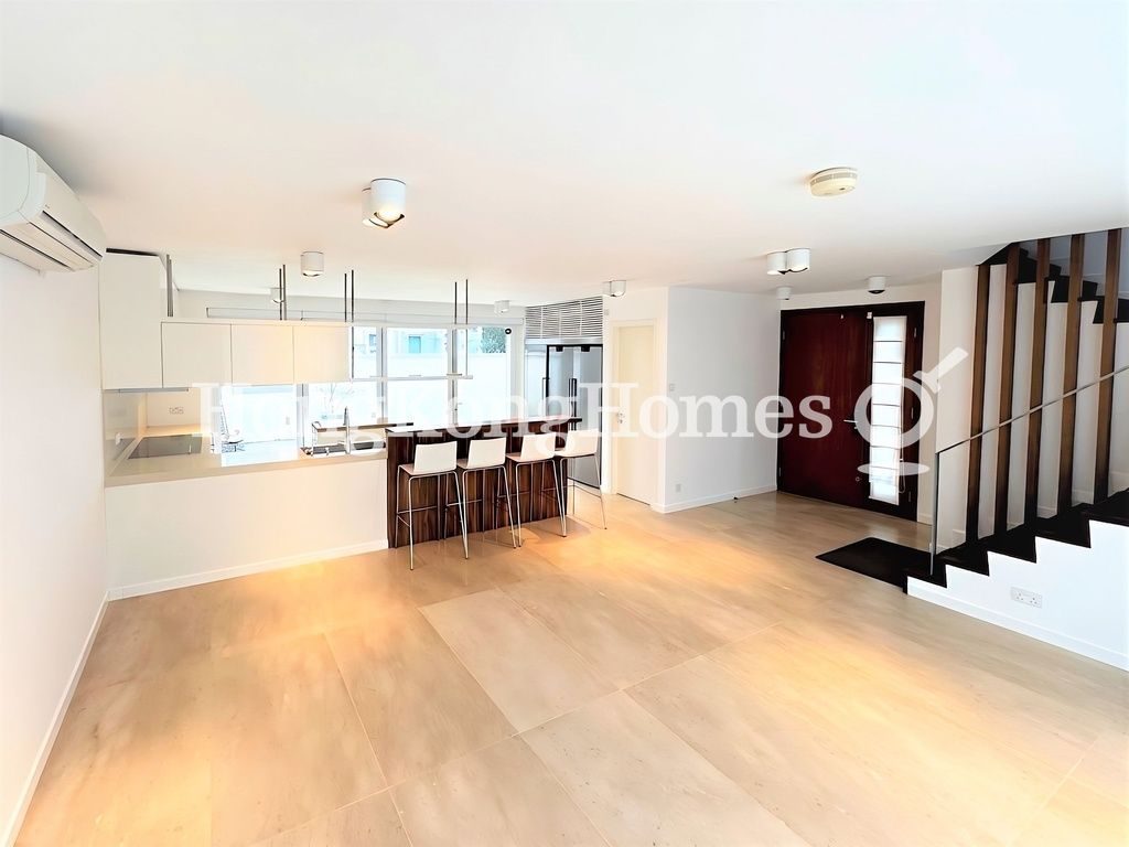 Living and Dining Room — Ham Tin Kau Tsuen, Lantau
