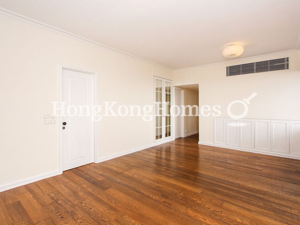 Living and Dining Room — Hong Kong Parkview - Tower 05, Repulse Bay