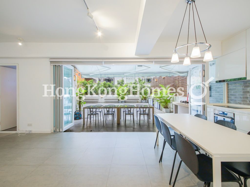 Living and Dining Room — Grand Court, Happy Valley