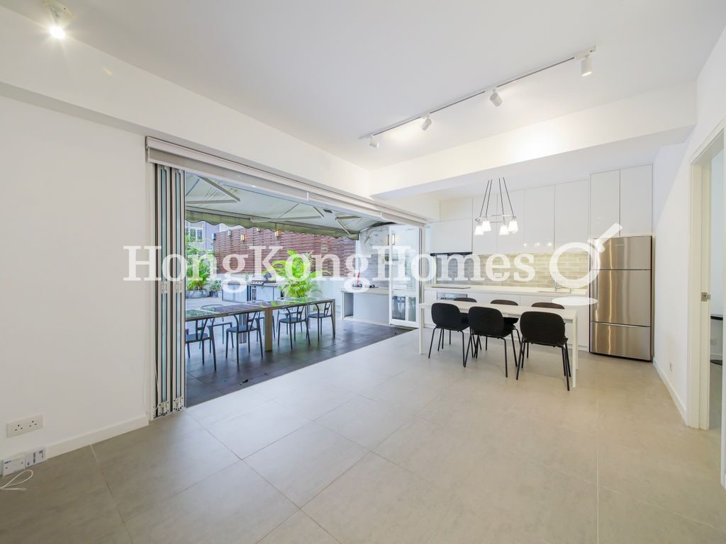 Living and Dining Room — Grand Court, Happy Valley