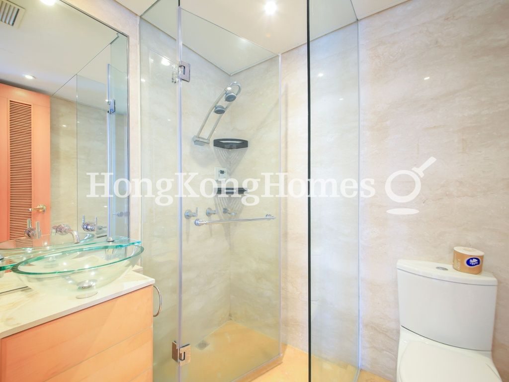 Guest Bathroom — Residence Bel-air - Phase 02, South Tower 01, Pokfulam