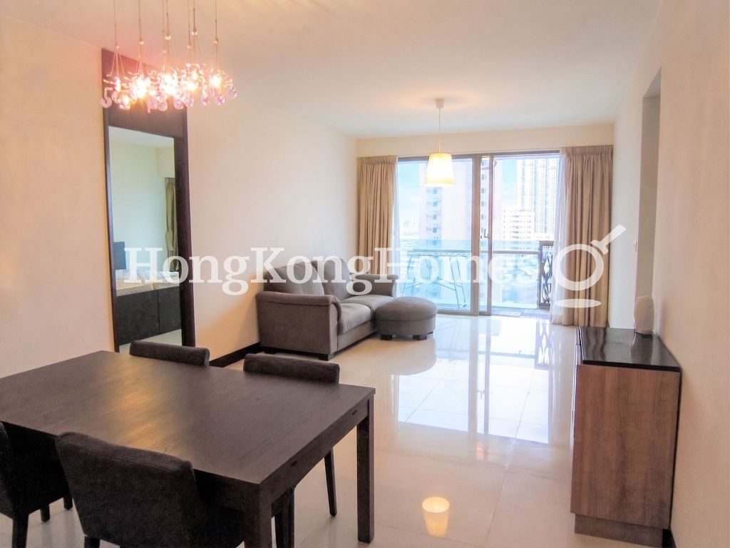 Living and Dining Room — Celestial Heights-Phase 2-Celestial Avenue No. 23, Ho Man Tin / Waterloo Road