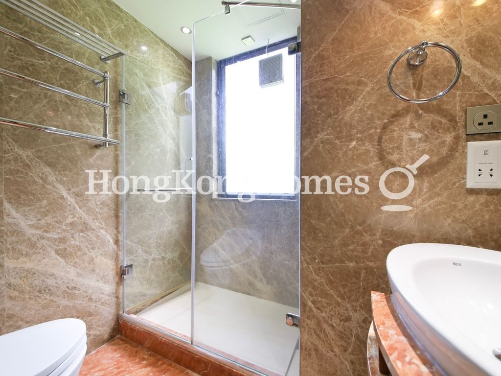 Guest Bathroom — South Bay Towers, Repulse Bay