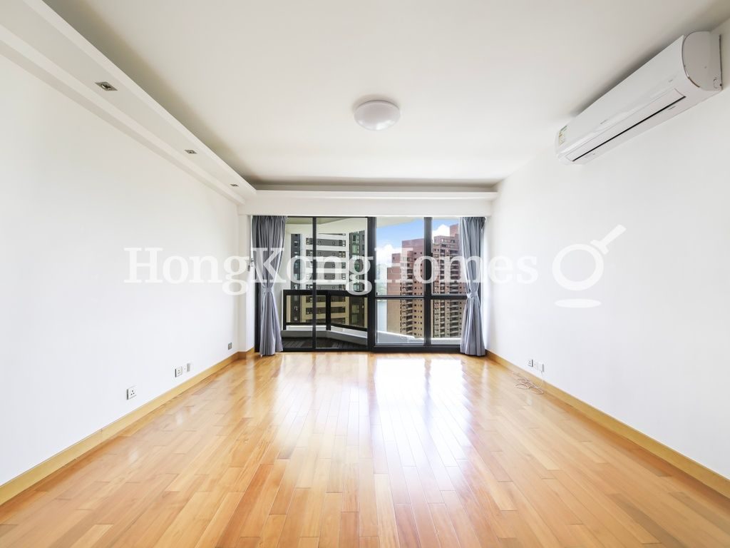 Living and Dining Room — South Bay Towers, Repulse Bay