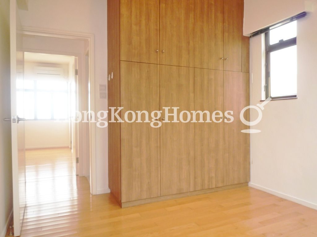 Built-in Wardrobe in Second Bedroom — Swiss Towers - Tower 4, Tai Hang