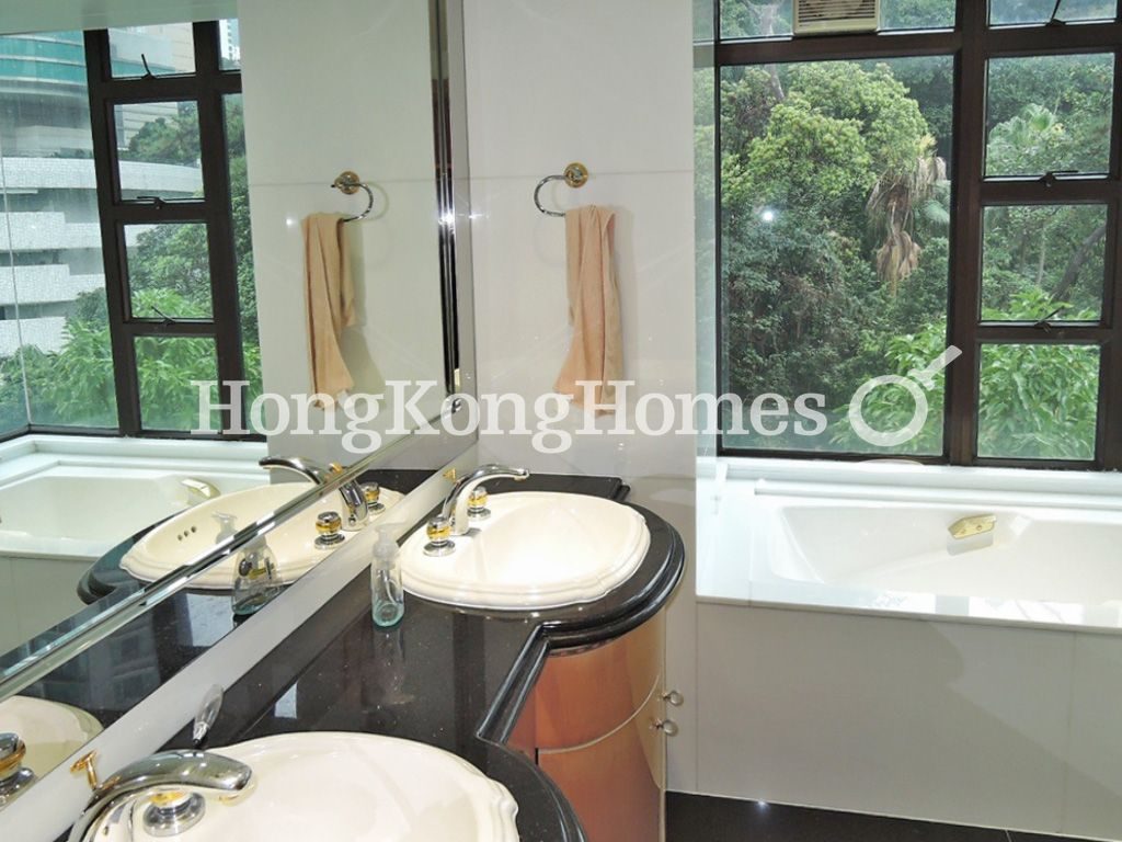 Master Bathroom — Fairlane Tower, Mid-levels Central
