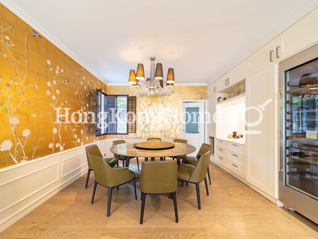 Living and Dining Room — Pearl Gardens, Mid-levels West