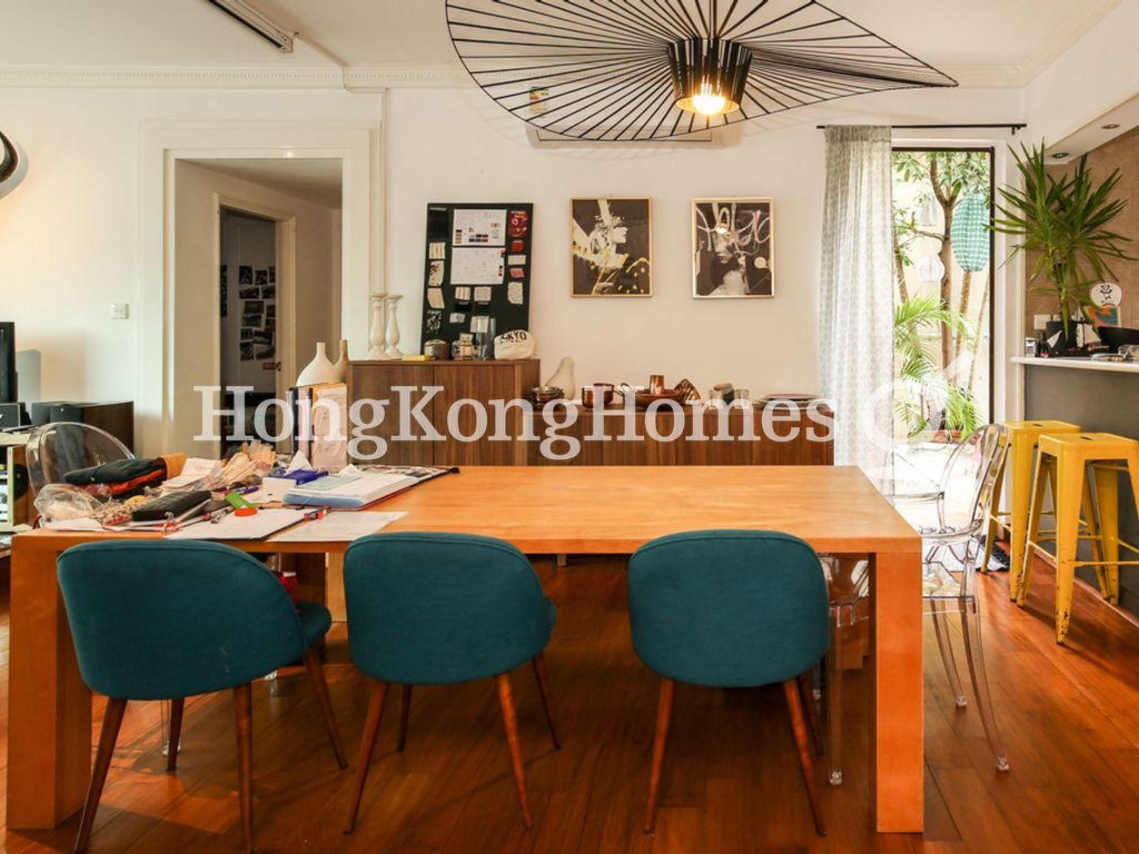 Dining Room — Splendour Villa, Repulse Bay