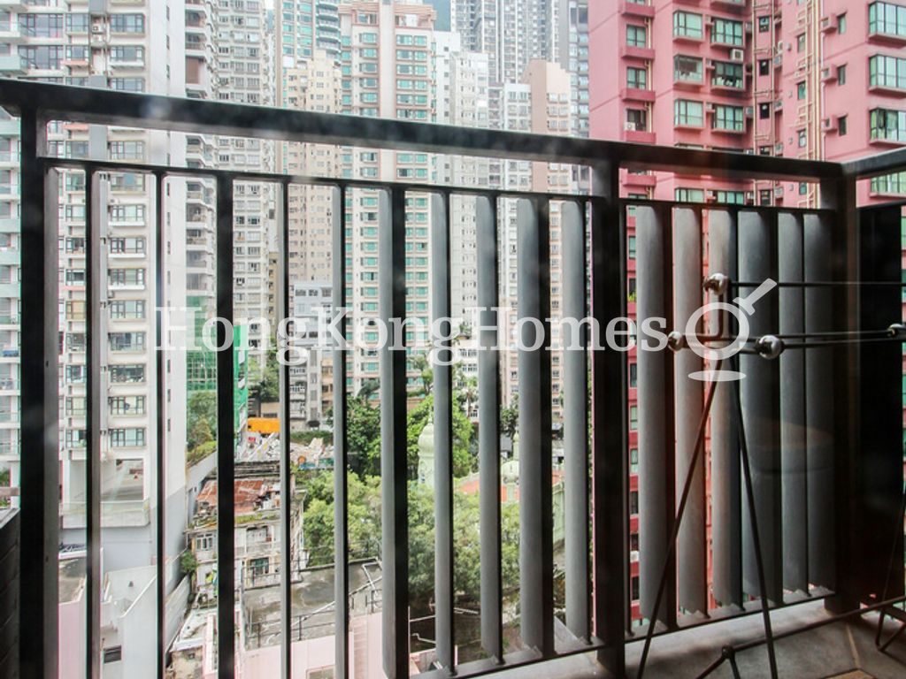 Balcony off Guest Bathroom — 瑧環，西半山