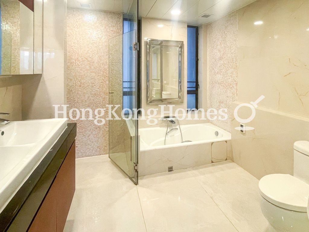 Master Bathroom — MacDonnell Road, 11, Mid-levels Central