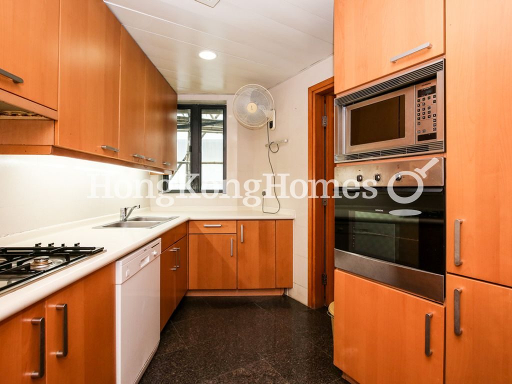 Kitchen — La Mer - Block 02, Pokfulam