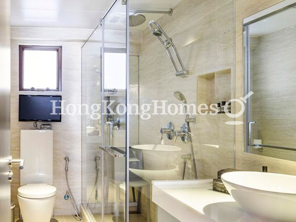 Master Bathroom — Lyttelton Road, 7, Mid-levels West