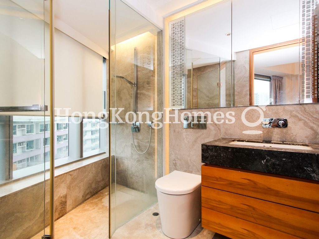 Second Ensuite Bathroom — Mount Parker Residences, Quarry Bay