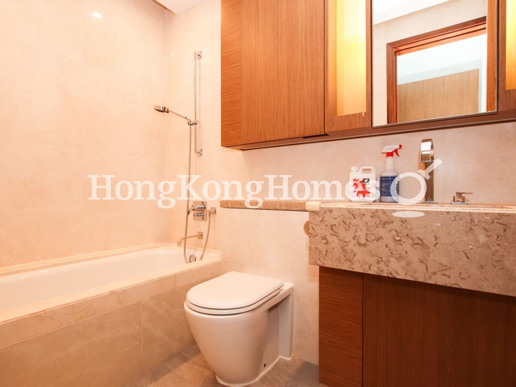 Second Ensuite Bathroom — The Altitude, Happy Valley
