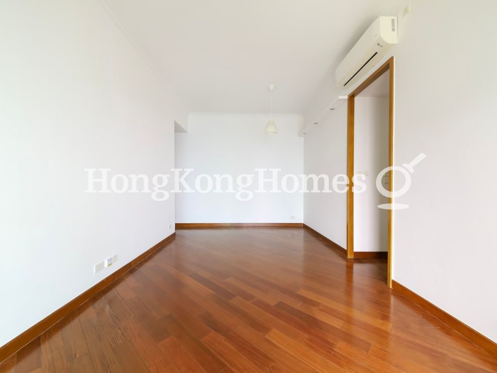 Living and Dining Room — The Arch - Block 2A (Moon Tower), Tsim Sha Tsui