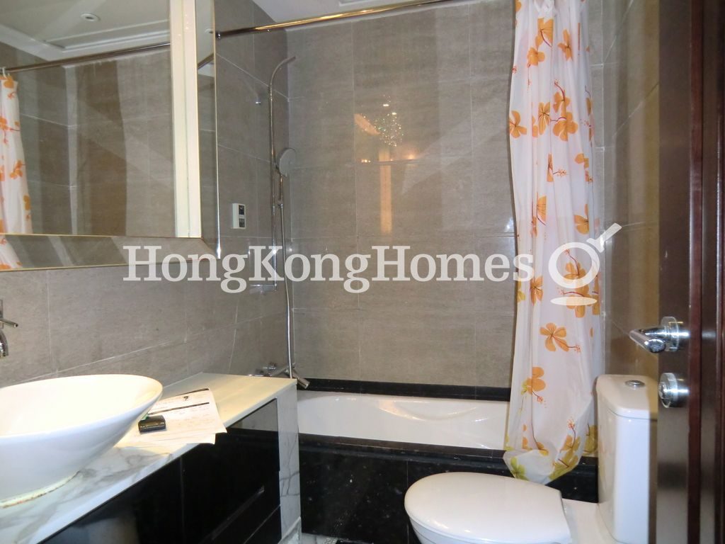 Guest Bathroom — Celestial Heights-Celestial Avenue No. 35, Ho Man Tin / Waterloo Road