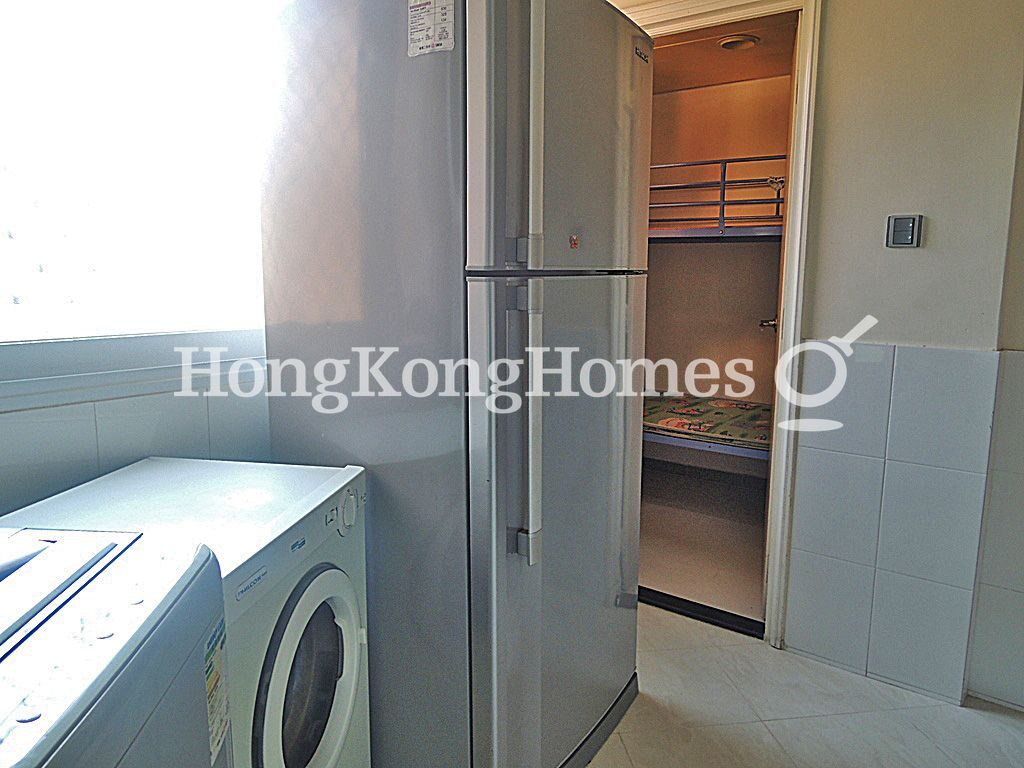 Maid's Room and Maid's Bathroom — Hong Kong Parkview - Tower 04, Repulse Bay
