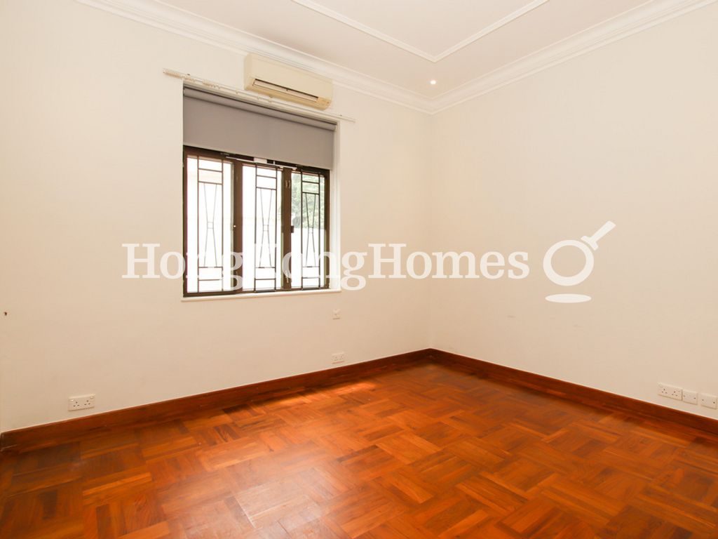 Third Bedroom — Spyglass Hill, Repulse Bay