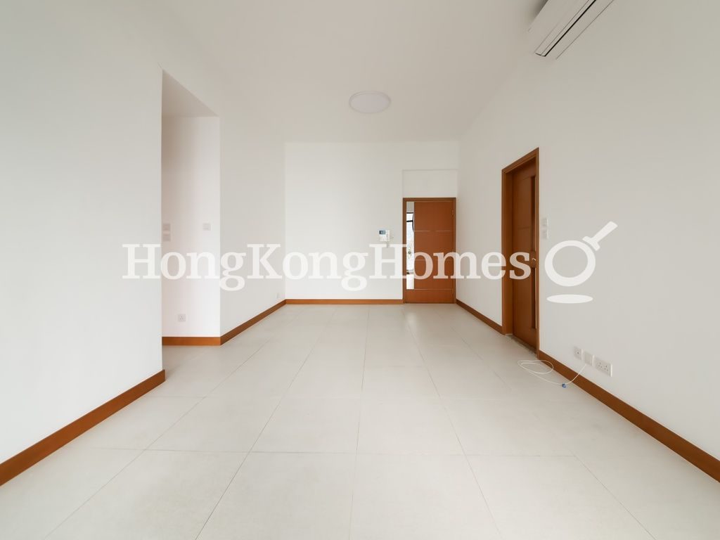 Living and Dining Room — The Arch - Block 2A (Moon Tower), Tsim Sha Tsui