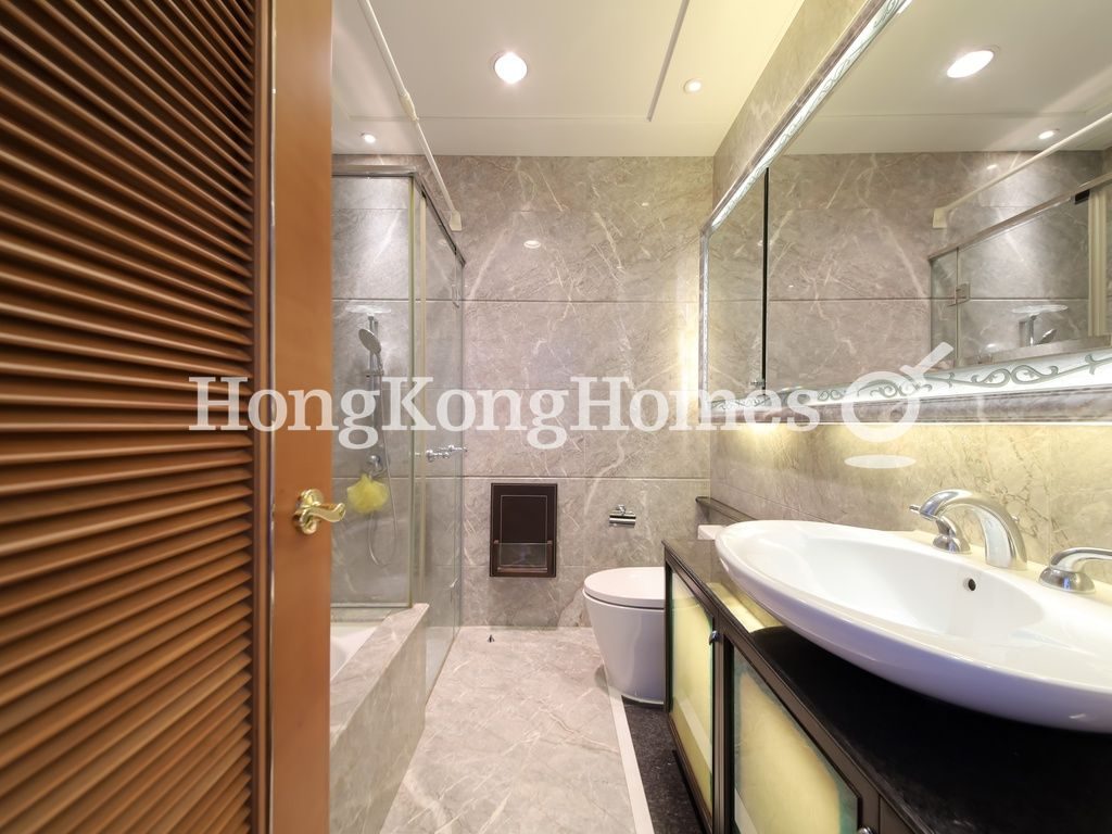 Master Bathroom — The Arch - Block 2A (Moon Tower), Tsim Sha Tsui