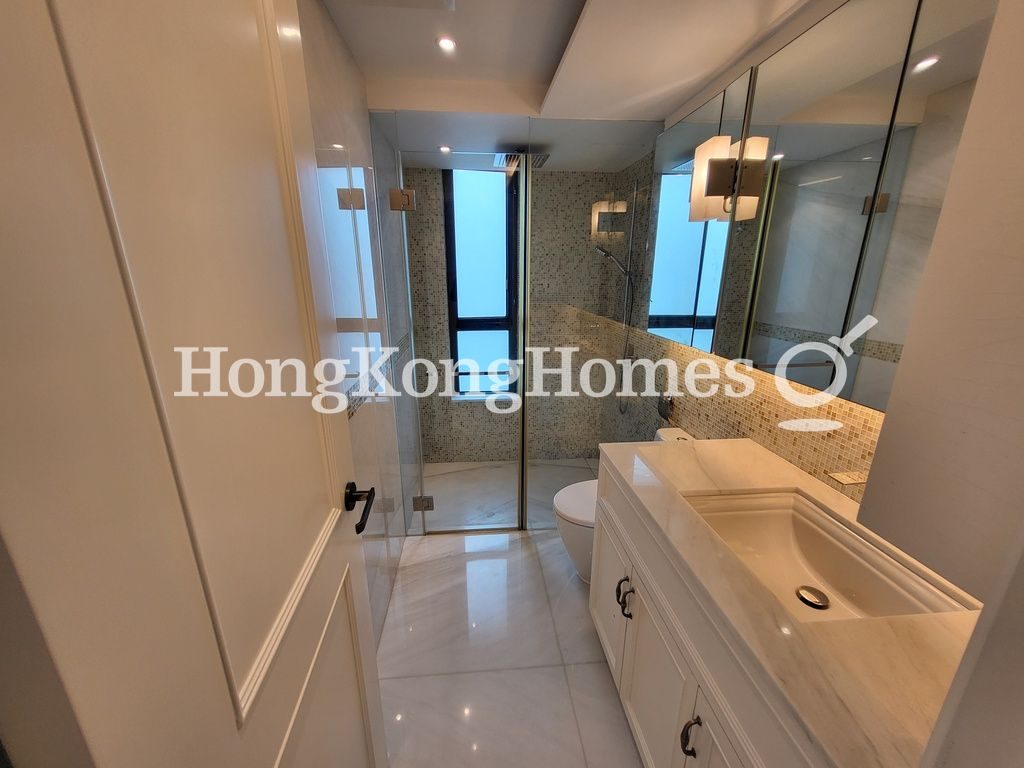 Guest Washroom — The Leighton Hill - Block 01, Happy Valley